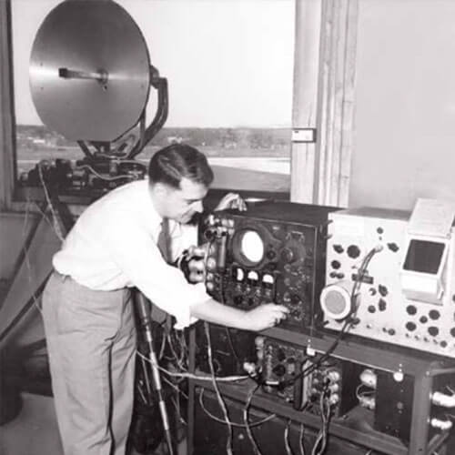 1956---early-radar-antanae
